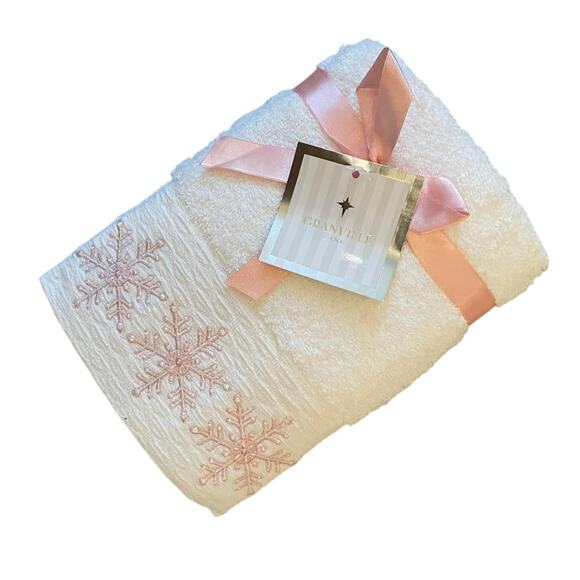 Granville Lane 2pk Christmas Hand Towels Embroidered Pink Snowflakes Cotton NEW - Picture 5 of 5